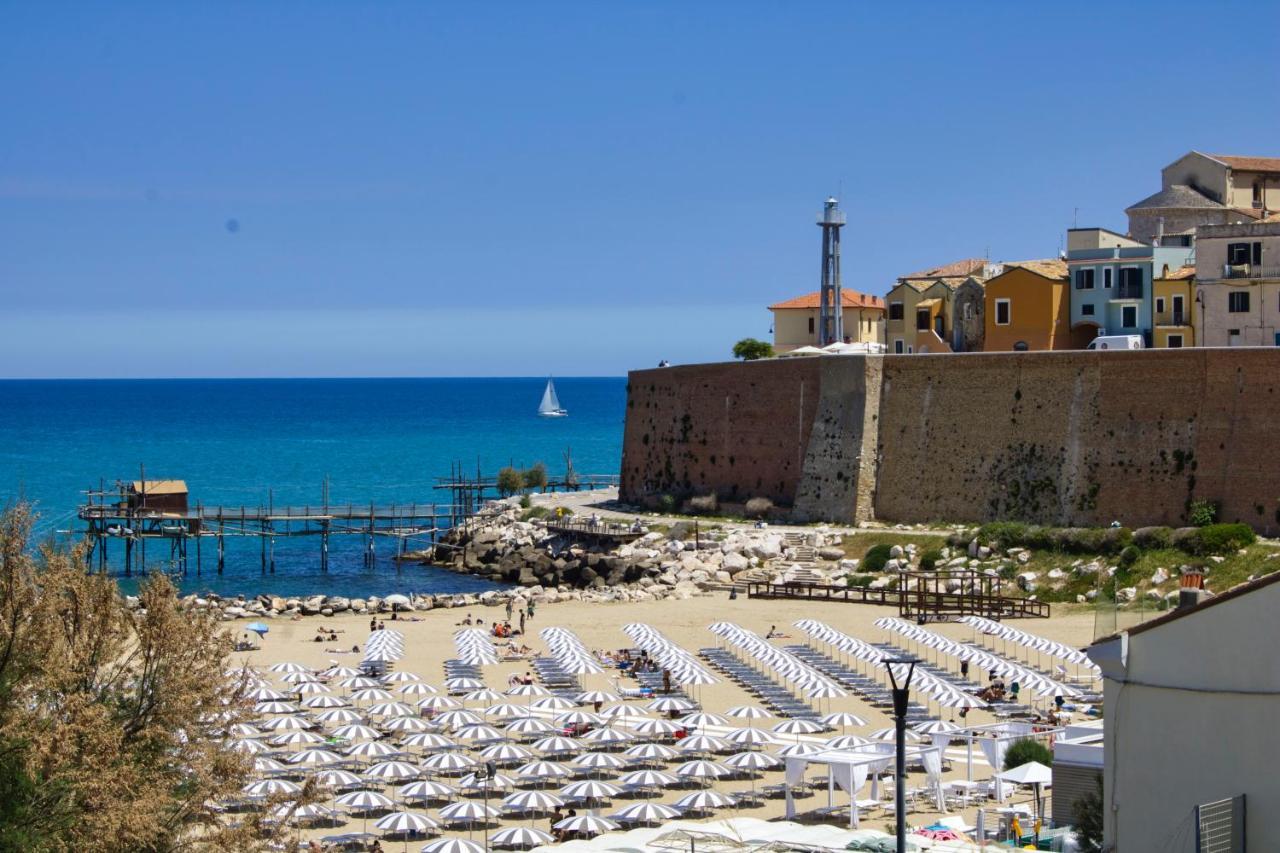 Nel Cuore Del Borgo Antico Termoli Luaran gambar